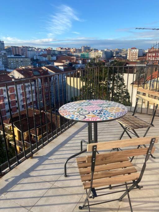شقة Acogedor Loft Con Vistas A La Ciudad سانتاندر المظهر الخارجي الصورة