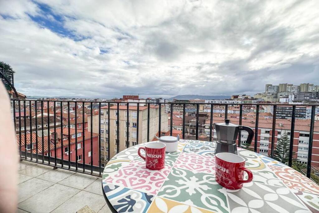 شقة Acogedor Loft Con Vistas A La Ciudad سانتاندر المظهر الخارجي الصورة