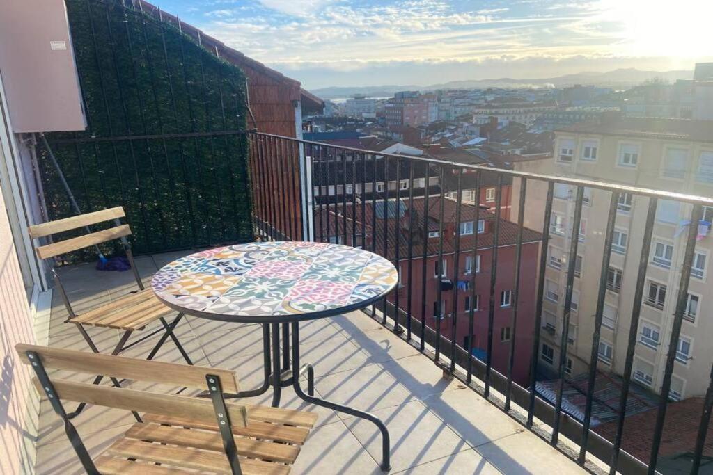 شقة Acogedor Loft Con Vistas A La Ciudad سانتاندر المظهر الخارجي الصورة