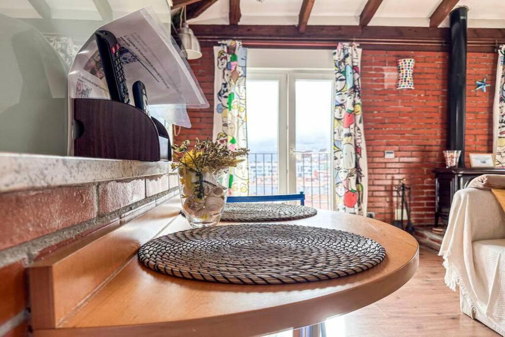 شقة Acogedor Loft Con Vistas A La Ciudad سانتاندر المظهر الخارجي الصورة